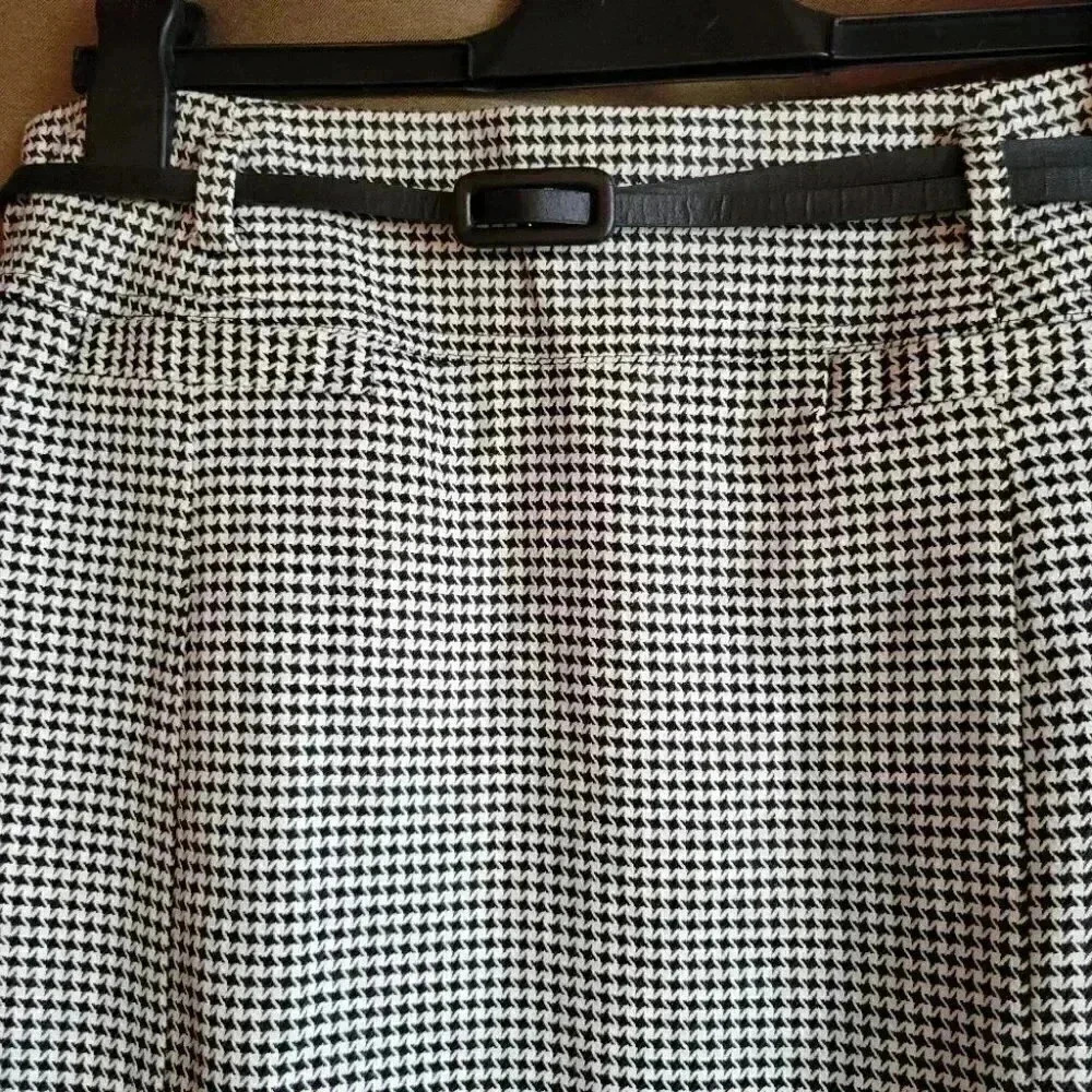 Black & White patterned Pencil Skirt with Belt Lined